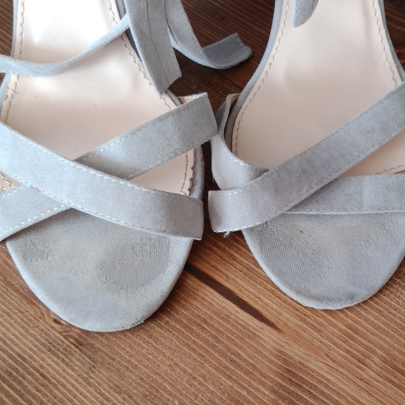 Cape Robbin sandals - Picture 5 of 8